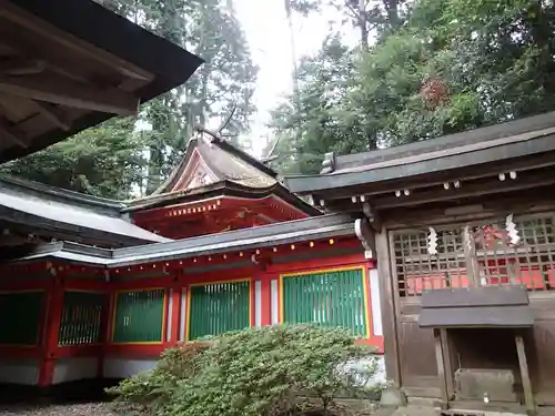 都祁水分神社の本殿