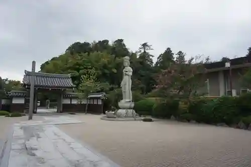 東林寺の仏像