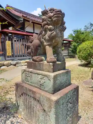 大神神社（花池）の狛犬
