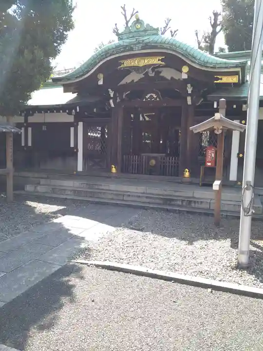 白金氷川神社の本殿・本堂