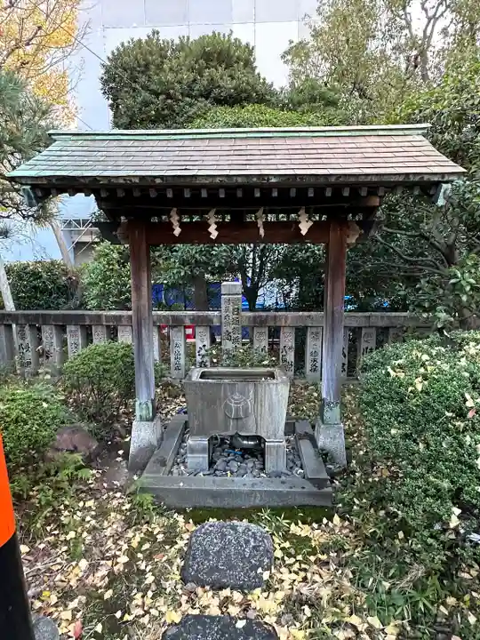 伏見市場稲荷大神(神奈川県)
