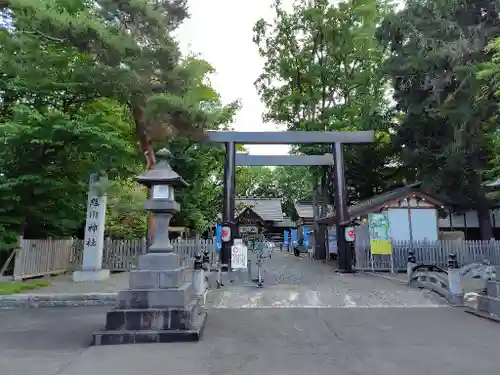 旭川神社の鳥居