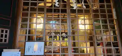 浮嶋稲荷神社の本殿・本堂