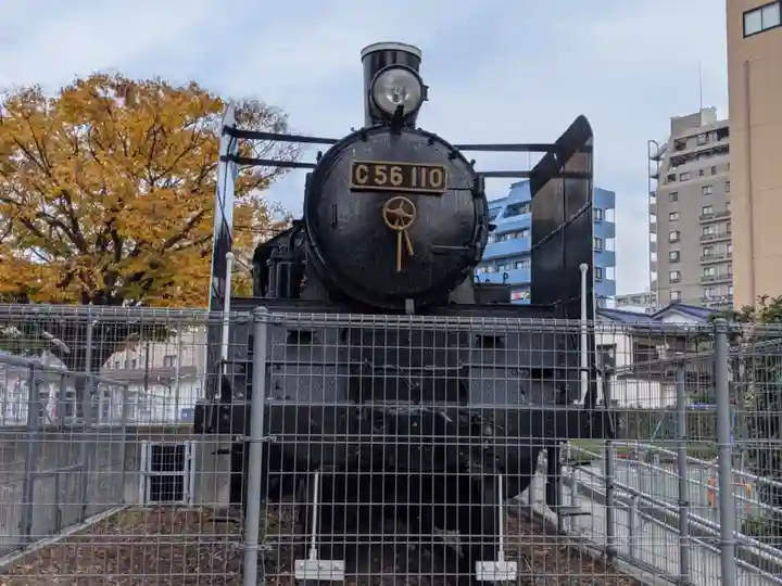 草加神社の周辺