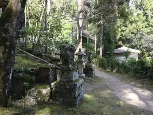 護法堂のその他建物