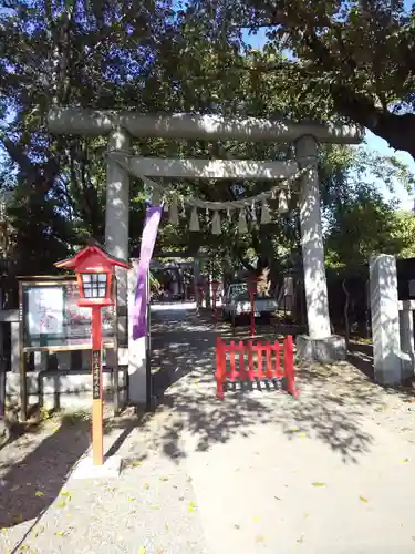 鴻神社の鳥居