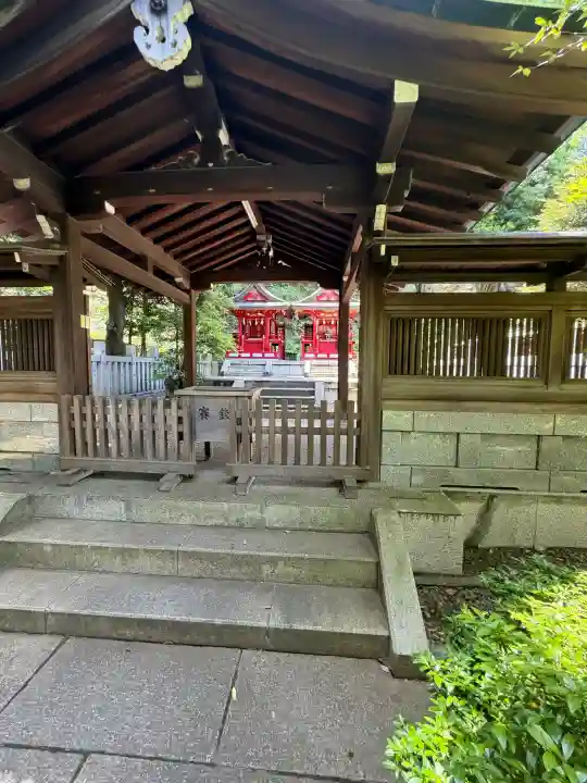 白金氷川神社の{uncategorized: "未分類", other: "その他", undefined: "問題あり", building: "その他建物", grave: "お墓", sacred_gate: "鳥居", guardian: "狛犬", statue: "像", buddha: "仏像", history: "歴史", nature: "自然", garden: "庭園", animal: "動物", pagoda: "塔", temizu: "手水舎", mountain_gate: "山門・神門", sanctuary: "本殿・本堂", subordinate: "末社・摂社", art: "芸術", scenery: "景色", jizo: "地蔵", ema: "絵馬", goshuin: "御朱印", omikuji: "おみくじ", items: "授与品その他", amulet: "お守り", goshuincho: "御朱印帳", eats: "食事", festival: "お祭り", votive_dance: "神楽", shichigosan: "七五三参", wedding: "結婚式", experience: "体験その他", initially: "初詣", around: "周辺", anti_infection: "感染症対策"}