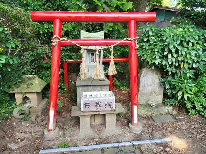 神明社の鳥居