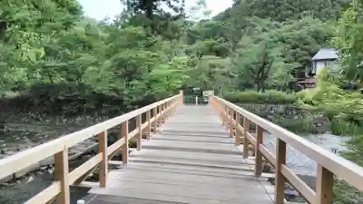 光明寺瑠璃光院の周辺