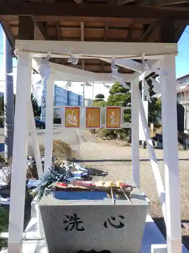 諏訪神社の手水舎