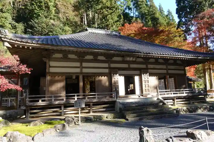 古知谷阿弥陀寺の本殿・本堂