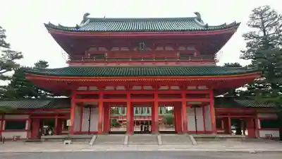 平安神宮の山門・神門