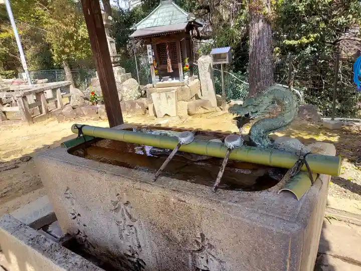 水間寺の{uncategorized: "未分類", other: "その他", undefined: "問題あり", building: "その他建物", grave: "お墓", sacred_gate: "鳥居", guardian: "狛犬", statue: "像", buddha: "仏像", history: "歴史", nature: "自然", garden: "庭園", animal: "動物", pagoda: "塔", temizu: "手水舎", mountain_gate: "山門・神門", sanctuary: "本殿・本堂", subordinate: "末社・摂社", art: "芸術", scenery: "景色", jizo: "地蔵", ema: "絵馬", goshuin: "御朱印", omikuji: "おみくじ", items: "授与品その他", amulet: "お守り", goshuincho: "御朱印帳", eats: "食事", festival: "お祭り", votive_dance: "神楽", shichigosan: "七五三参", wedding: "結婚式", experience: "体験その他", initially: "初詣", around: "周辺", anti_infection: "感染症対策"}