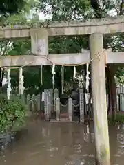 泊神社の末社