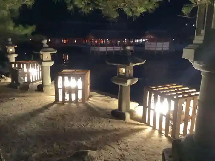 厳島神社(広島県)