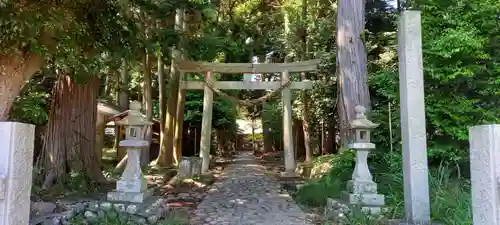 敬満神社の鳥居