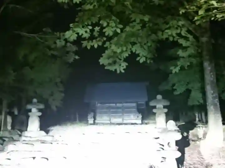 白山神社の本殿・本堂