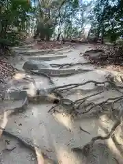 越木岩神社の建物その他