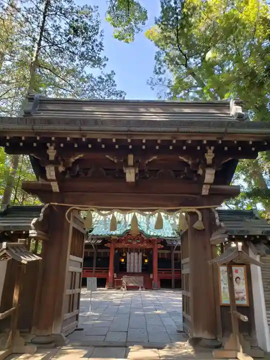 赤坂氷川神社の山門・神門