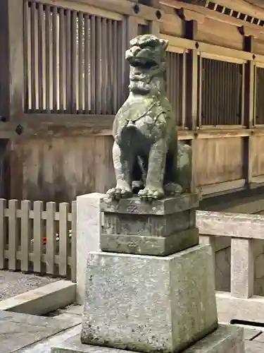 彌彦神社の狛犬