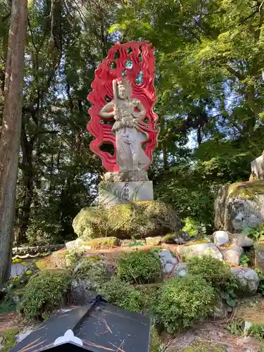 弘法寺の像