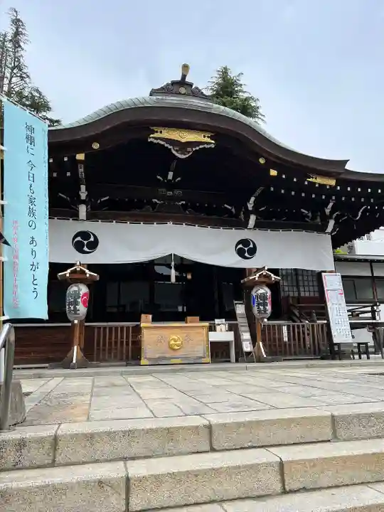 尾久八幡神社の本殿・本堂