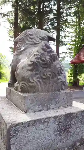 喜茂別神社の狛犬