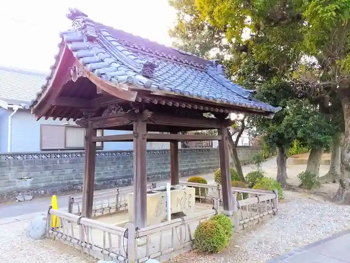 越境寺の手水舎