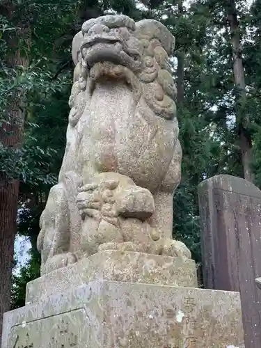 一幣司浅間神社の狛犬