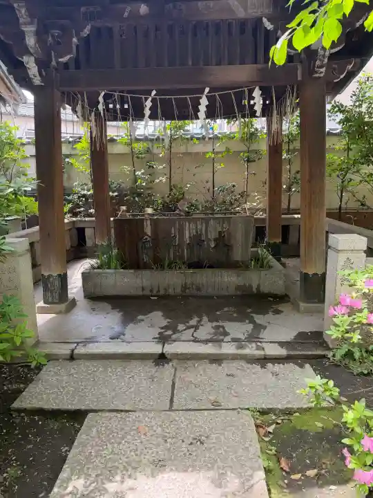 小野照崎神社の{uncategorized: "未分類", other: "その他", undefined: "問題あり", building: "その他建物", grave: "お墓", sacred_gate: "鳥居", guardian: "狛犬", statue: "像", buddha: "仏像", history: "歴史", nature: "自然", garden: "庭園", animal: "動物", pagoda: "塔", temizu: "手水舎", mountain_gate: "山門・神門", sanctuary: "本殿・本堂", subordinate: "末社・摂社", art: "芸術", scenery: "景色", jizo: "地蔵", ema: "絵馬", goshuin: "御朱印", omikuji: "おみくじ", items: "授与品その他", amulet: "お守り", goshuincho: "御朱印帳", eats: "食事", festival: "お祭り", votive_dance: "神楽", shichigosan: "七五三参", wedding: "結婚式", experience: "体験その他", initially: "初詣", around: "周辺", anti_infection: "感染症対策"}