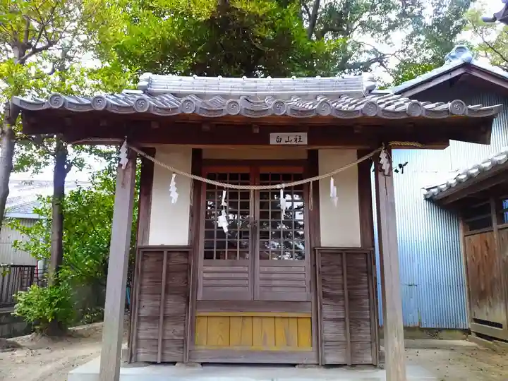 八劔社(上重原八劔社)の末社・摂社