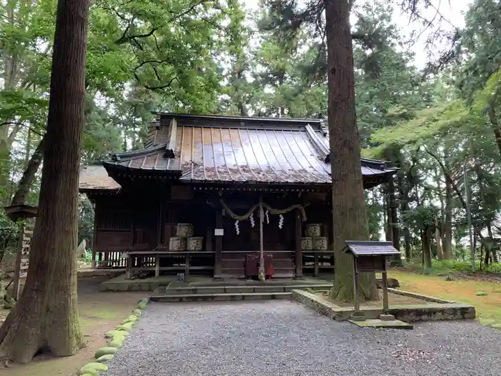 生品神社の本殿・本堂