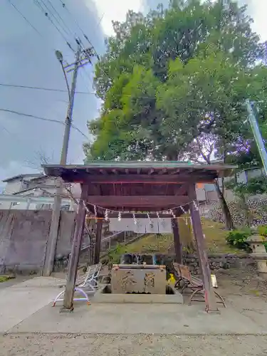 青衾社（北方町）の手水舎