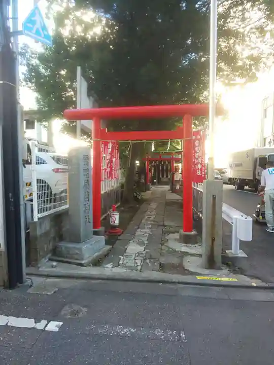 雷電稲荷神社の鳥居