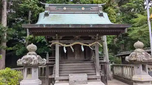 鶴谷八幡宮の末社