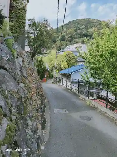 伊豆山神社の周辺