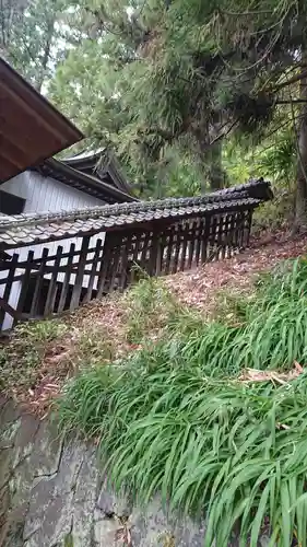 若宮八幡宮の本殿