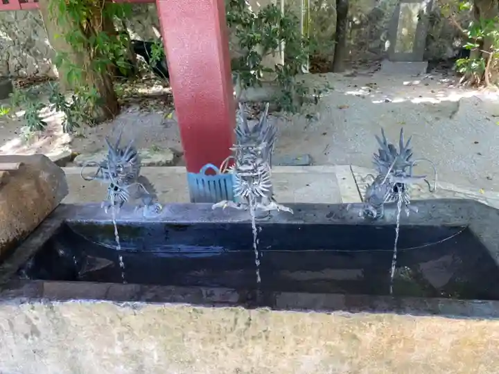 波上宮の手水舎