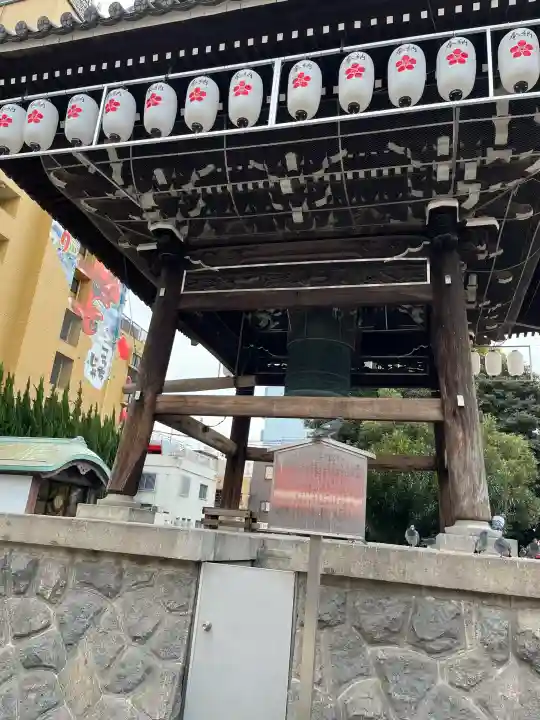 大須観音 (北野山真福寺宝生院)の{uncategorized: "未分類", other: "その他", undefined: "問題あり", building: "その他建物", grave: "お墓", sacred_gate: "鳥居", guardian: "狛犬", statue: "像", buddha: "仏像", history: "歴史", nature: "自然", garden: "庭園", animal: "動物", pagoda: "塔", temizu: "手水舎", mountain_gate: "山門・神門", sanctuary: "本殿・本堂", subordinate: "末社・摂社", art: "芸術", scenery: "景色", jizo: "地蔵", ema: "絵馬", goshuin: "御朱印", omikuji: "おみくじ", items: "授与品その他", amulet: "お守り", goshuincho: "御朱印帳", eats: "食事", festival: "お祭り", votive_dance: "神楽", shichigosan: "七五三参", wedding: "結婚式", experience: "体験その他", initially: "初詣", around: "周辺", anti_infection: "感染症対策"}