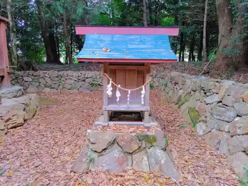 白鳥神社（白鳥町）の末社・摂社