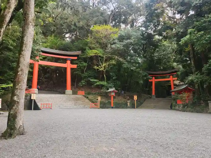 宇佐神宮の{uncategorized: "未分類", other: "その他", undefined: "問題あり", building: "その他建物", grave: "お墓", sacred_gate: "鳥居", guardian: "狛犬", statue: "像", buddha: "仏像", history: "歴史", nature: "自然", garden: "庭園", animal: "動物", pagoda: "塔", temizu: "手水舎", mountain_gate: "山門・神門", sanctuary: "本殿・本堂", subordinate: "末社・摂社", art: "芸術", scenery: "景色", jizo: "地蔵", ema: "絵馬", goshuin: "御朱印", omikuji: "おみくじ", items: "授与品その他", amulet: "お守り", goshuincho: "御朱印帳", eats: "食事", festival: "お祭り", votive_dance: "神楽", shichigosan: "七五三参", wedding: "結婚式", experience: "体験その他", initially: "初詣", around: "周辺", anti_infection: "感染症対策"}