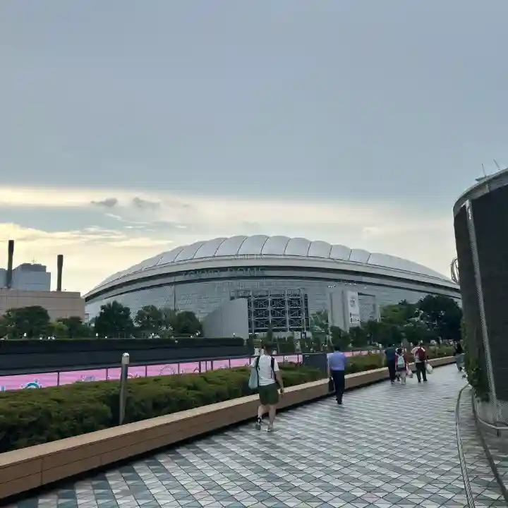 祠(東京ドームシティー屋上)(東京都)
