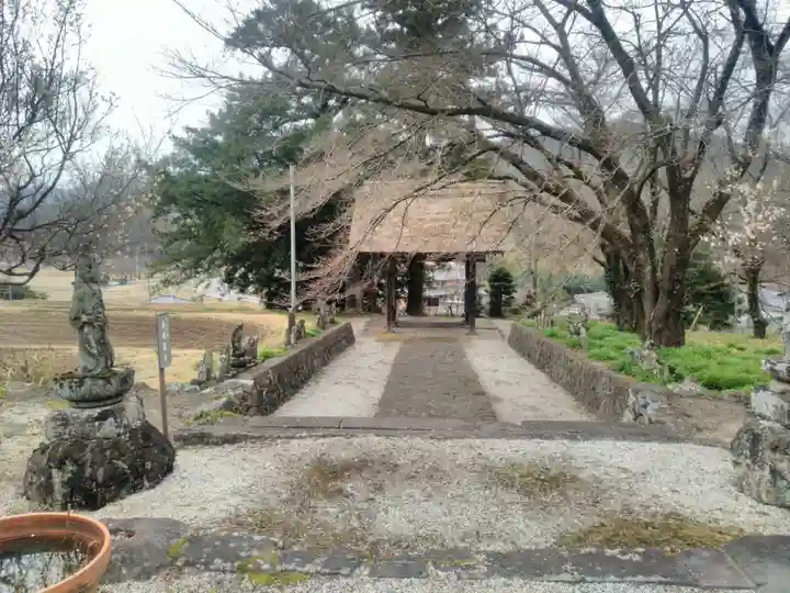 清泰寺の山門・神門