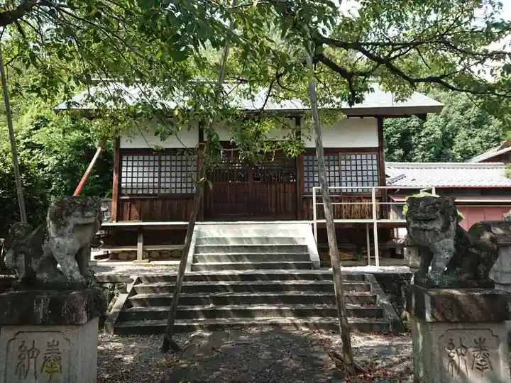 神明神社の本殿・本堂