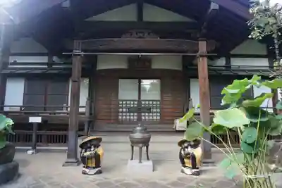 無量寺の本殿・本堂