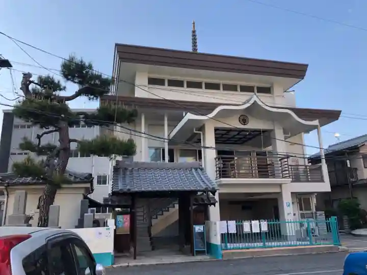 善通寺の本殿・本堂