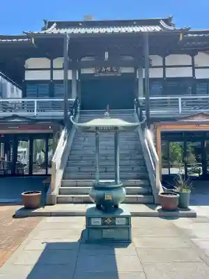善立寺の{uncategorized: "未分類", other: "その他", undefined: "問題あり", building: "その他建物", grave: "お墓", sacred_gate: "鳥居", guardian: "狛犬", statue: "像", buddha: "仏像", history: "歴史", nature: "自然", garden: "庭園", animal: "動物", pagoda: "塔", temizu: "手水舎", mountain_gate: "山門・神門", sanctuary: "本殿・本堂", subordinate: "末社・摂社", art: "芸術", scenery: "景色", jizo: "地蔵", ema: "絵馬", goshuin: "御朱印", omikuji: "おみくじ", items: "授与品その他", amulet: "お守り", goshuincho: "御朱印帳", eats: "食事", festival: "お祭り", votive_dance: "神楽", shichigosan: "七五三参", wedding: "結婚式", experience: "体験その他", initially: "初詣", around: "周辺", anti_infection: "感染症対策"}