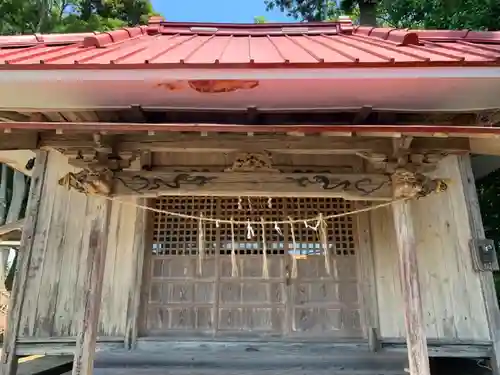 八幡神社の本殿・本堂