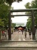 溝旗神社(肇國神社)の鳥居