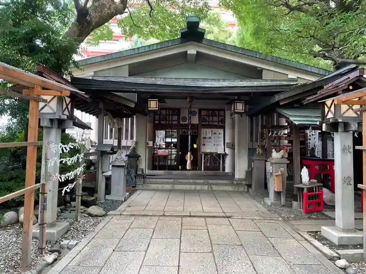 洲嵜神社の本殿・本堂